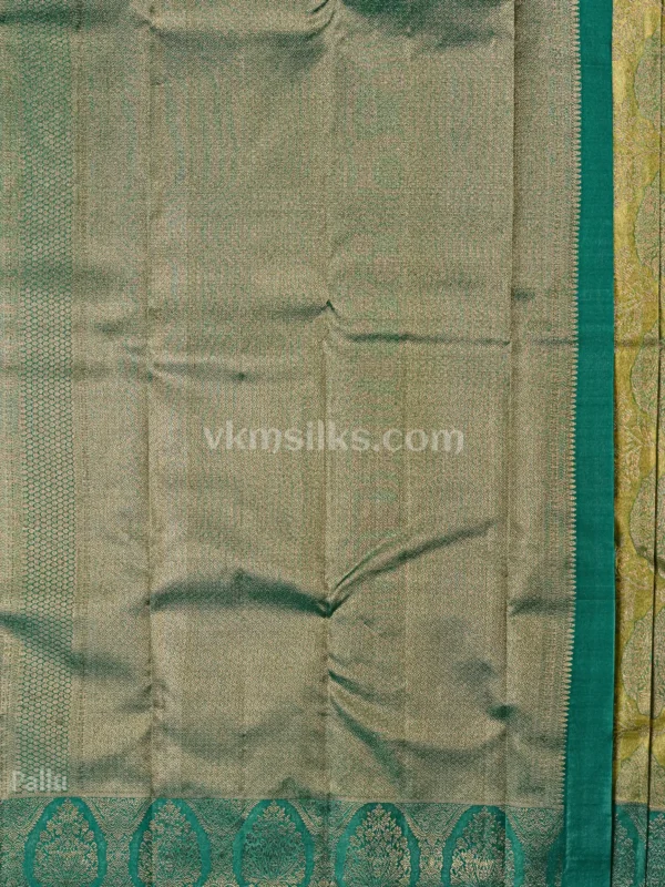 Soft pista green and sea green border Pure Kanjivaram Saree