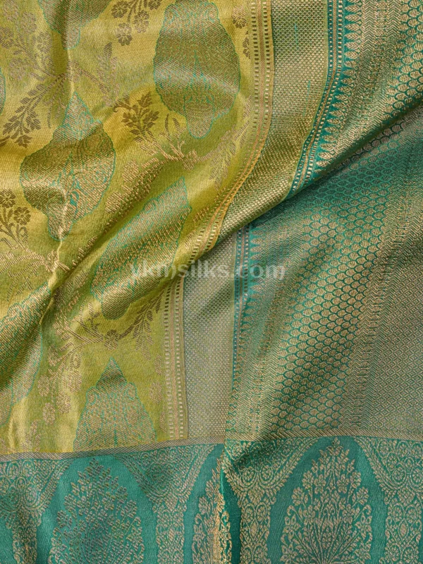 Soft pista green and sea green border Pure Kanjivaram Saree