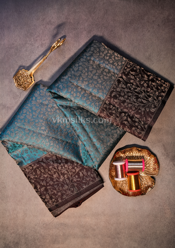 Elegant Peacock Teal Silk Saree with Maroon Zari Border