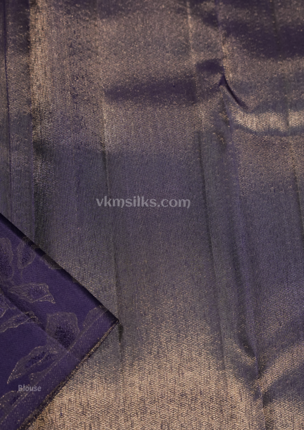 9 - 2026-07-03T171632.111 Elegant Silver Grey Pure Silk Saree with Midnight Navy Blue Border and Silver Zari Geometric Weaving | VKM Silks