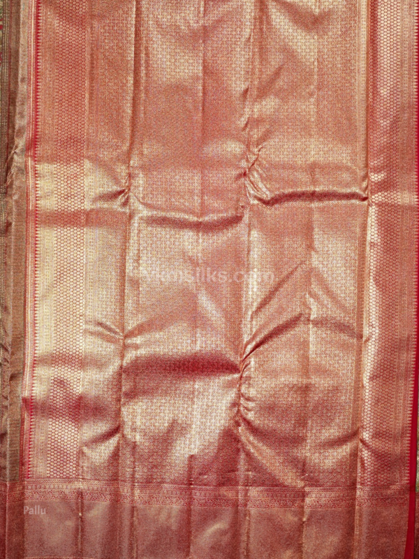 9 (41) Sea green tissue body with red and gold border