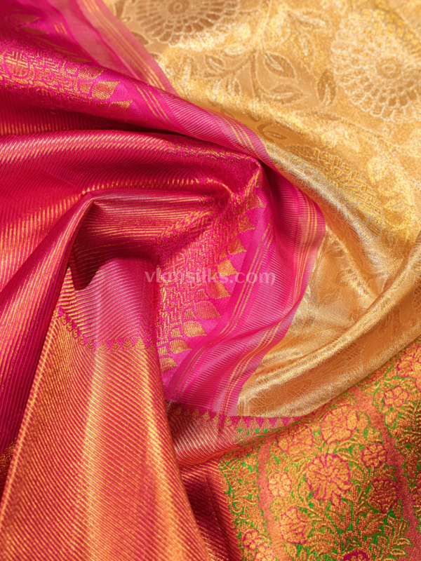 9 (45) Cream gold tissue body with magenta and green border