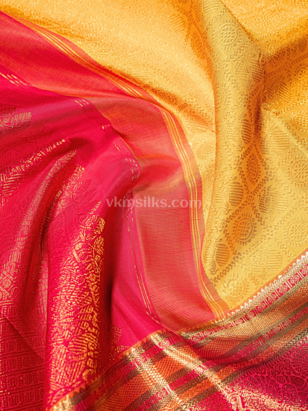 Yellow rudhraksham mayil kattam body with lime green accents and pink border